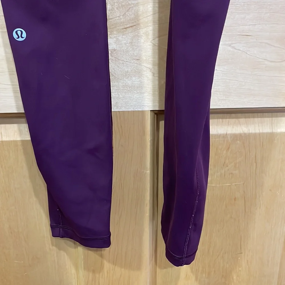 Lululemon burgundy leggings size 4